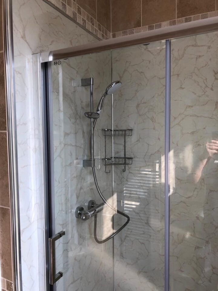 New Thermal Bar Shower Refurbishment